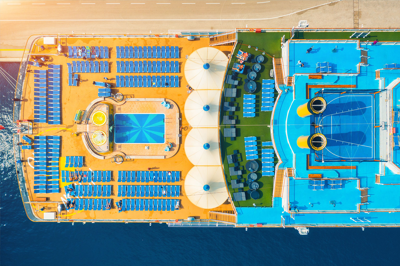 What to Pack for a Gay Cruise: Your Ultimate Checklist from Spicerack 🧳🍑